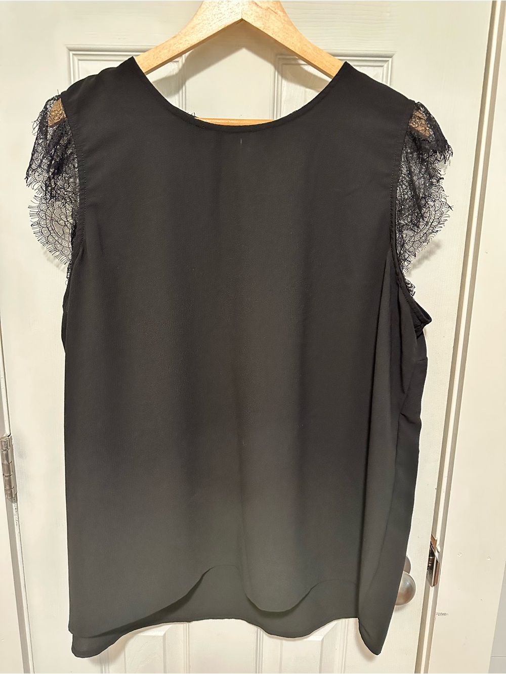 Halogen Black Lace Cap Sleeve Shell